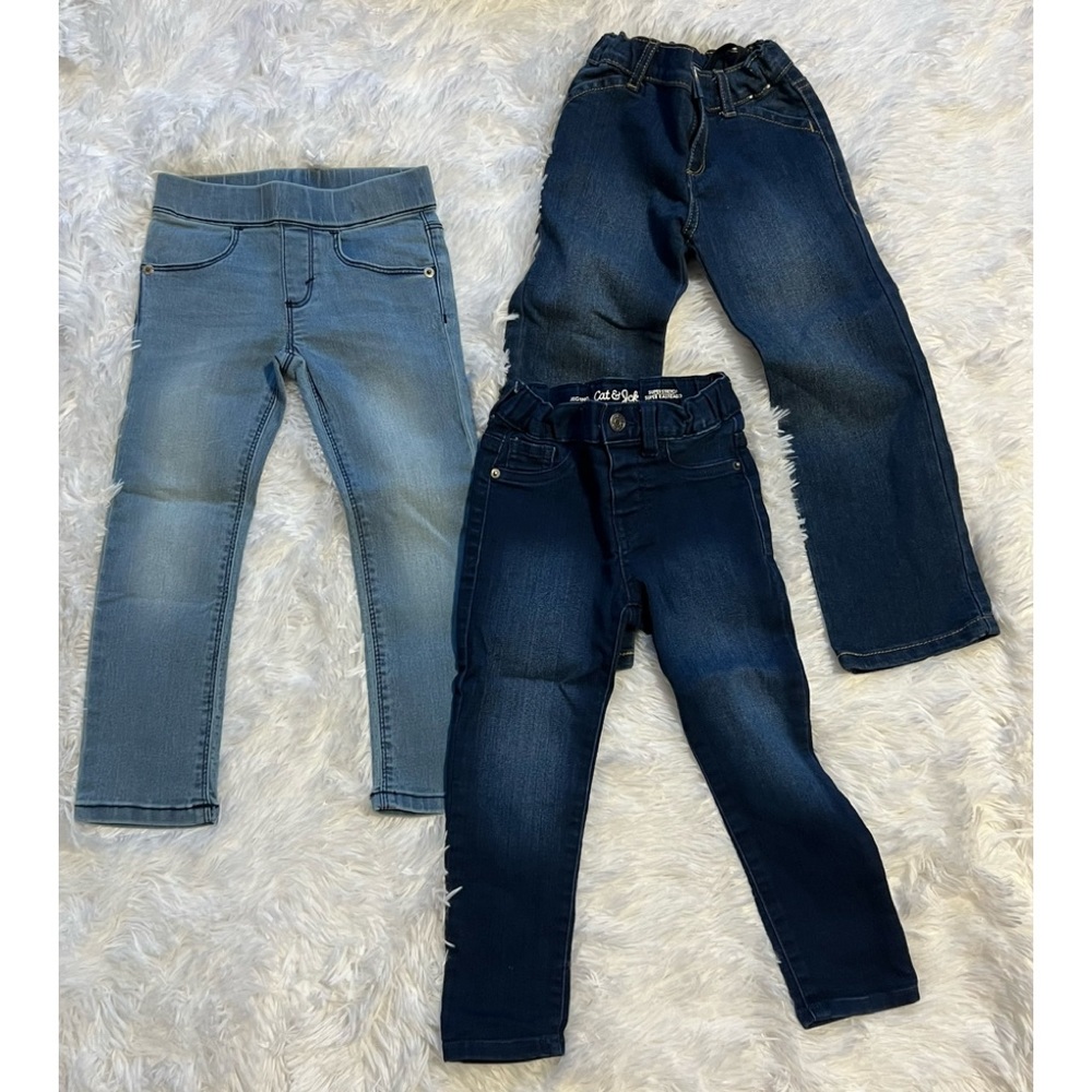 Lot of Girls Jeans 3T NWOT